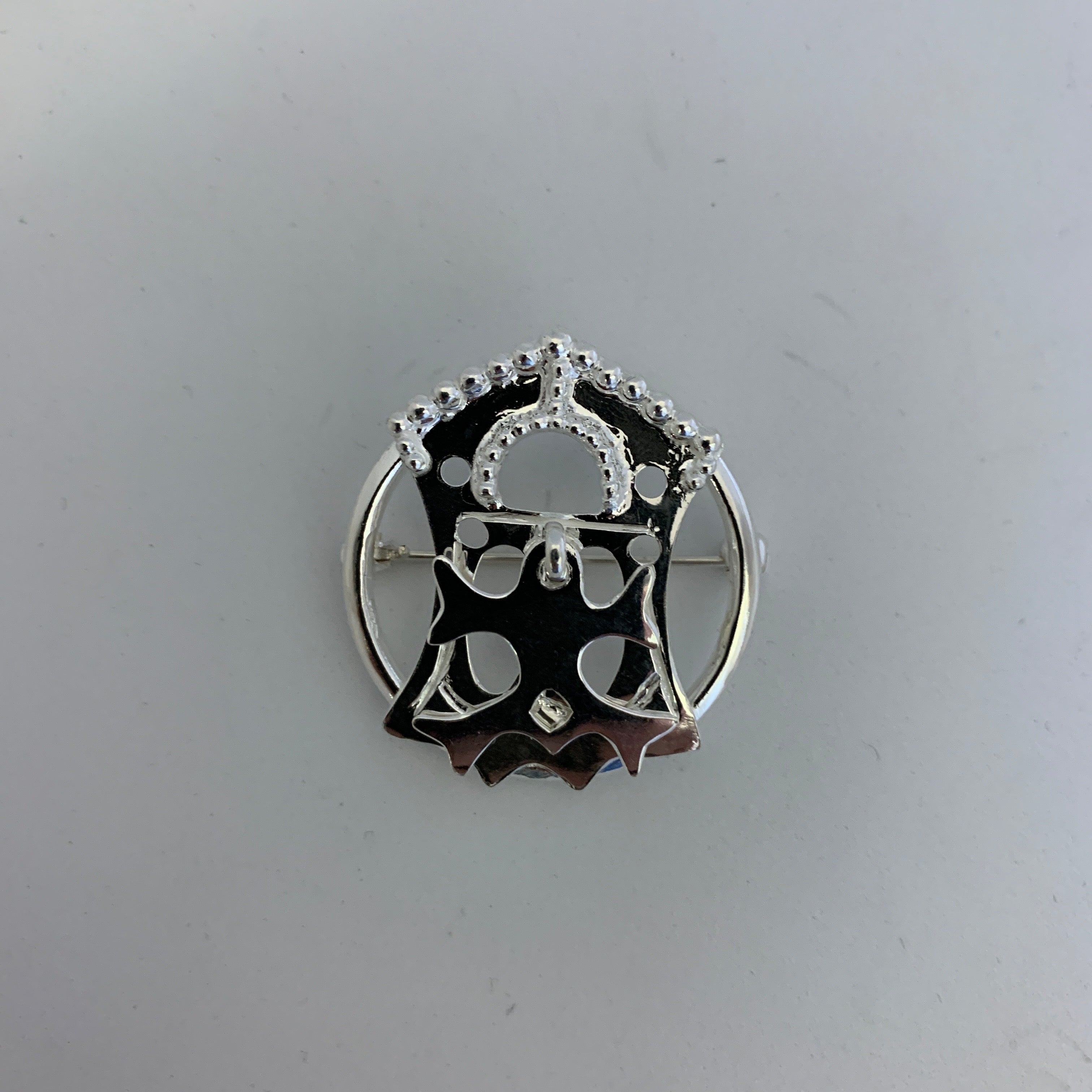 Brosch Fatmomakke-maljan  i silver 25 mm i diameter