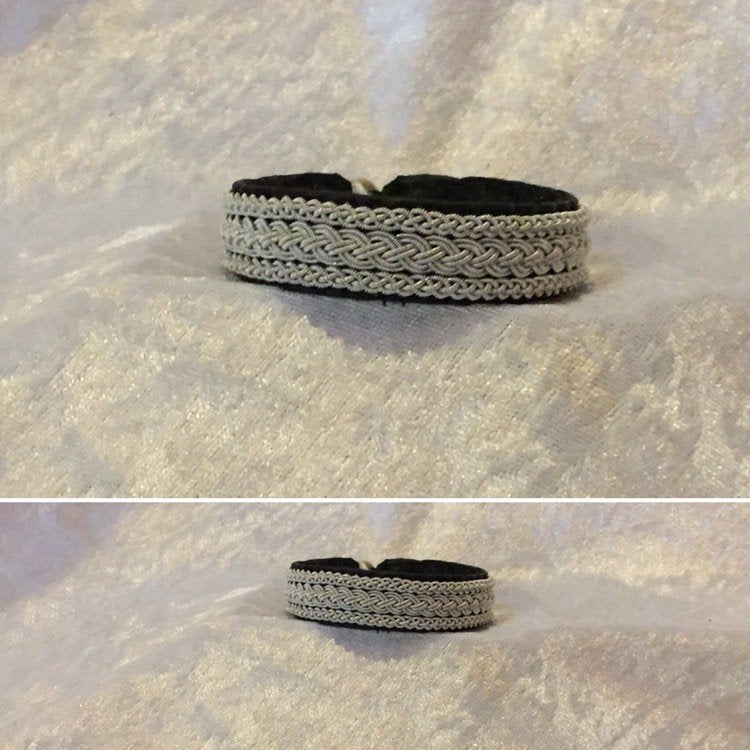 Tenntrådsarmband  Mix Samiskt hantverk Doris Risfjell Vilhelmina Risfjells Sameslöjd