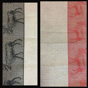 Handduk i lin med renmotiv