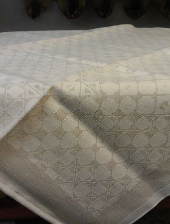 Kaffeduk med Det gamla Nåjdmönstret från Marsfjäll Risfjells Sameslöjd