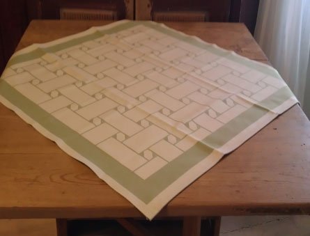 Kaffeduk med sydsamiskt flätmönster Risfjells Sameslöjd