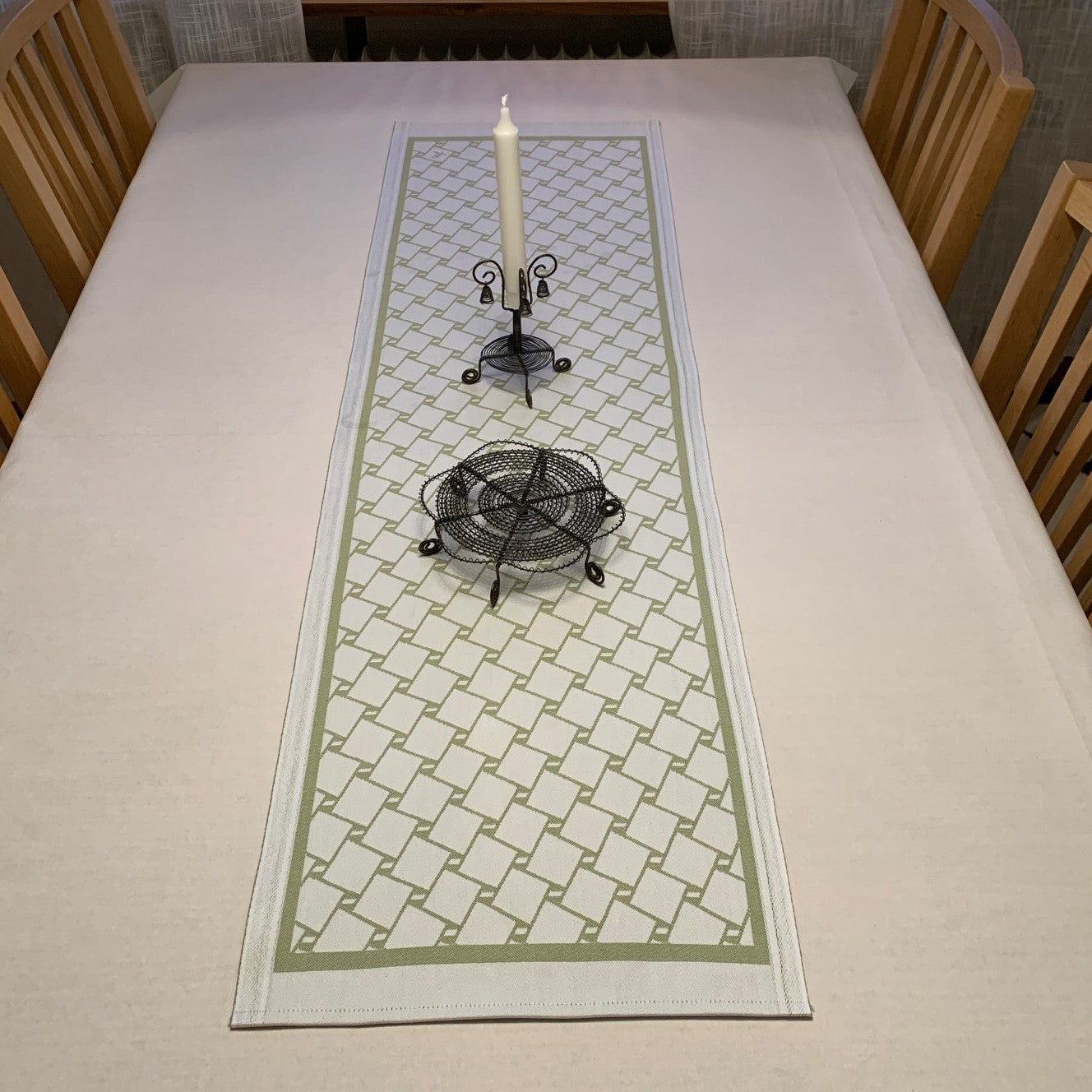 Löpare med sydsamiskt flätmönster Risfjells Sameslöjd 120x38 cm