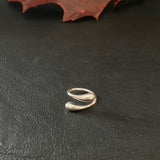 Ring Trollforsen med inspiration från Trollforsen Pite älv. Den är ställbar i 925 Sterling silver. Finns hos Risfjells Sameslöjd i Vilhelmina.