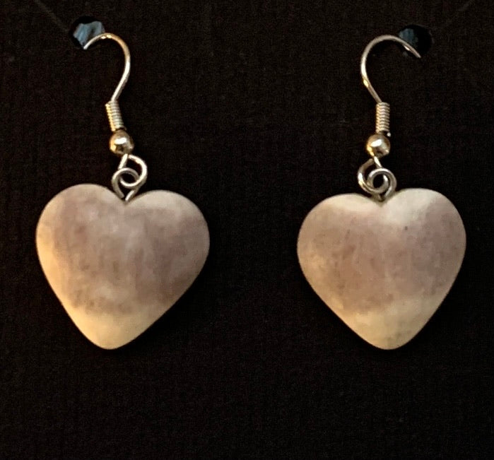 Örhänge Hjärta i renhorn
