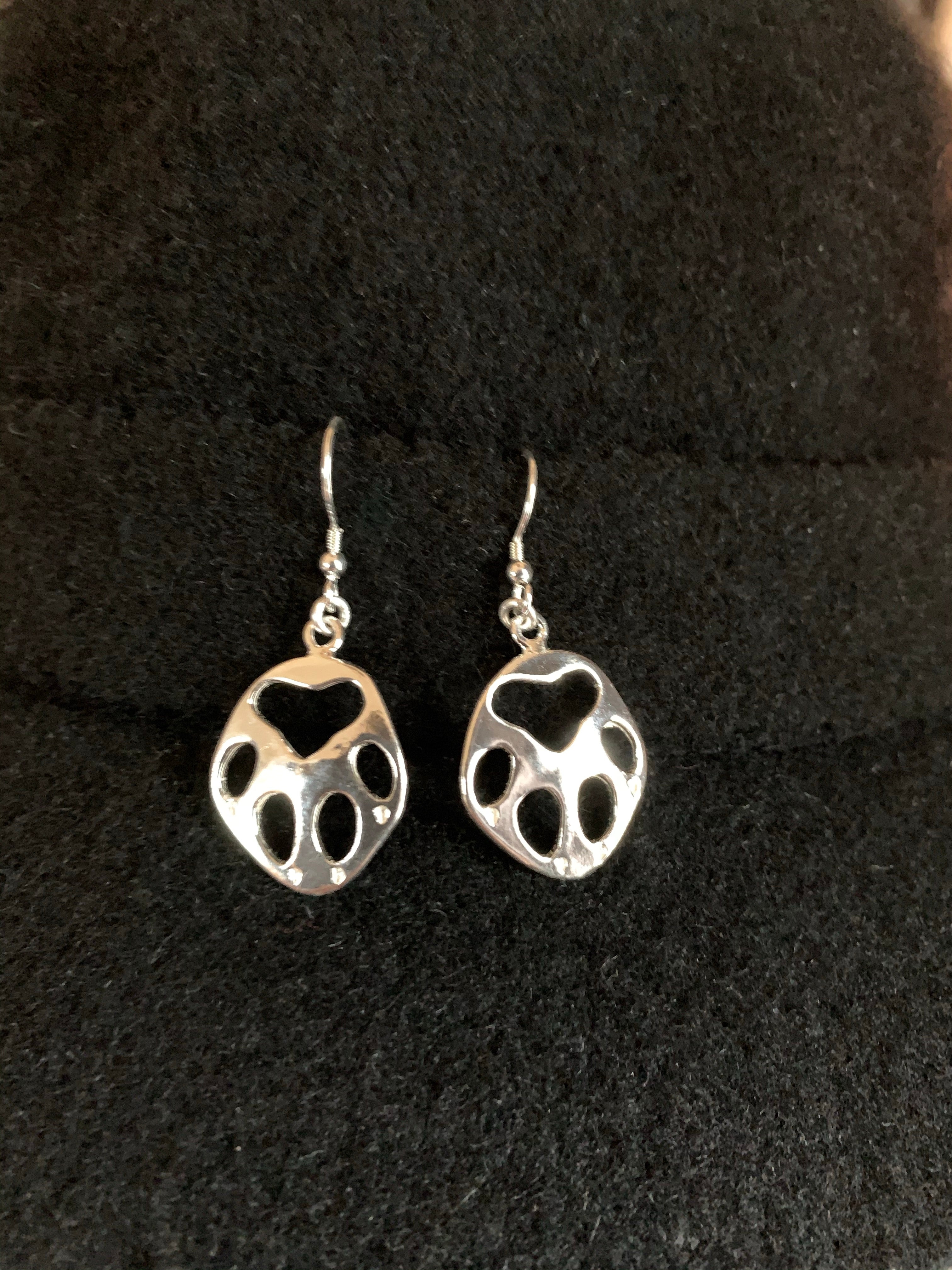 Örhänge Vargspår i silver