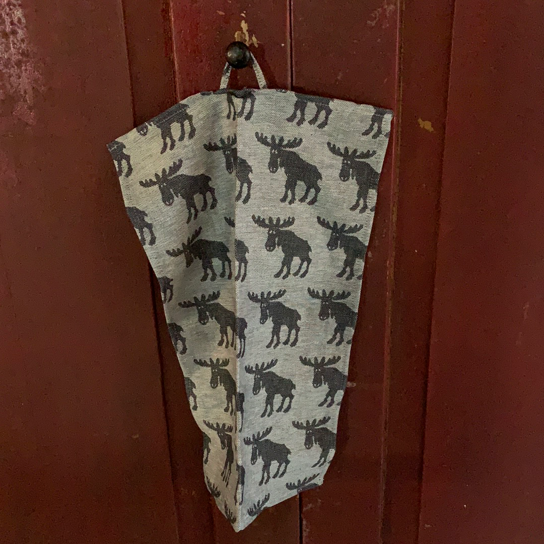 Liten handduk med älgmotiv.