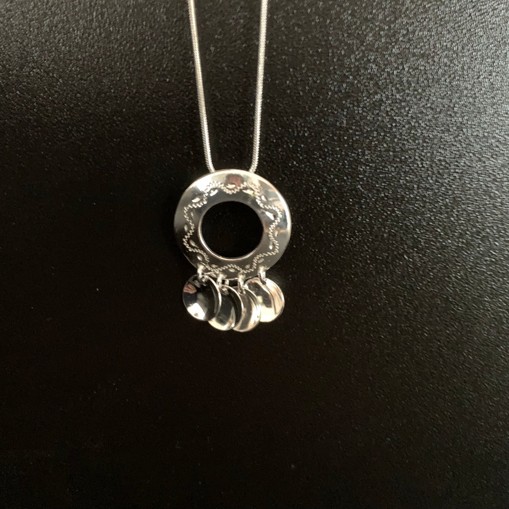Halsband i samisk tradition